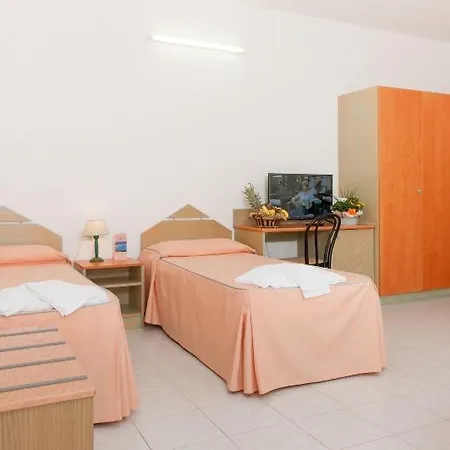 Lu' Porto Pino Hotel