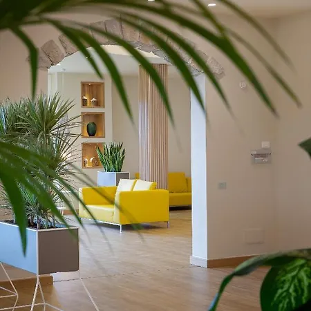Hotel Lu' Porto Pino