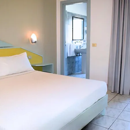 Hotel Lu' Porto Pino SantʼAnna Arresi