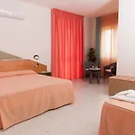 Lu' Porto Pino 4* SantʼAnna Arresi