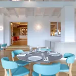 ホテル Lu' Porto Pino 4*