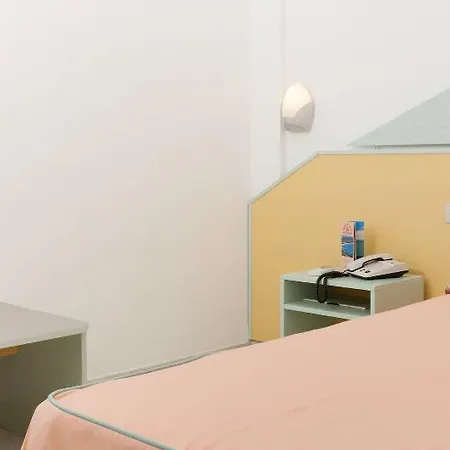 Lu' Porto Pino 4*