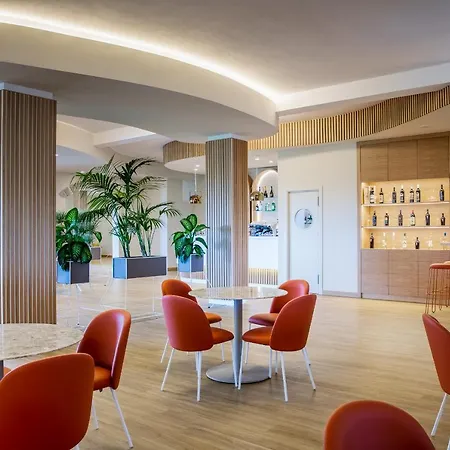 Lu' Porto Pino 4* Сант'Анна-Аррези