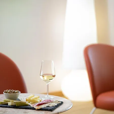 Lu' Porto Pino Отель 4*