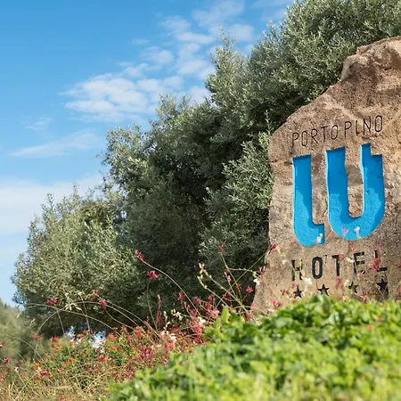 Lu' Porto Pino 4* Сант'Анна-Аррези