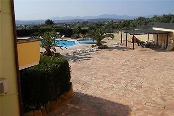 Lu' Porto Pino 4*