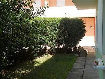 Lu' Porto Pino 4* Сант'Анна-Аррези