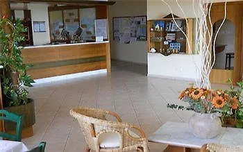Lu' Porto Pino Отель