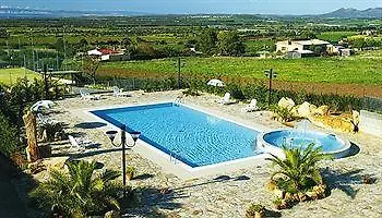 Lu' Porto Pino Отель 4*