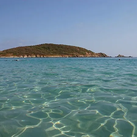 Lu' Porto Pino Отель Сант'Анна-Аррези