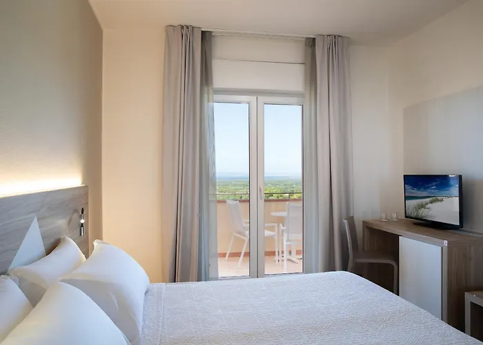 Hotel Lu' Porto Pino SantʼAnna Arresi