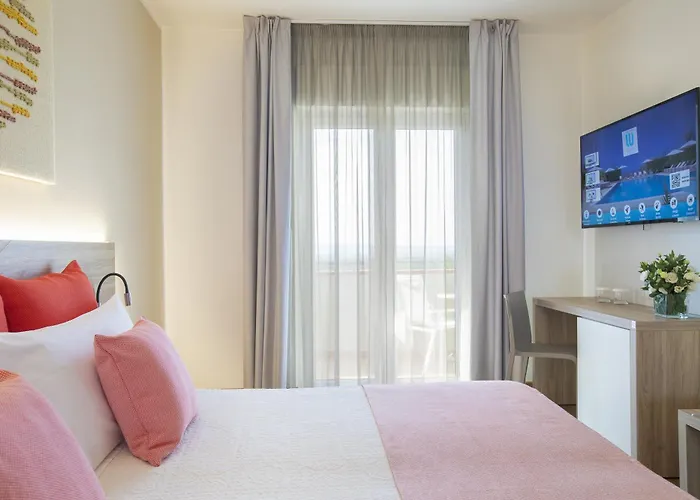Lu'hotel Porto Pino Hotel SantʼAnna Arresi