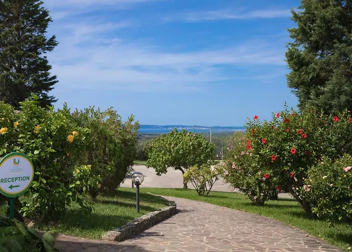Hotel Lu' Porto Pino SantʼAnna Arresi