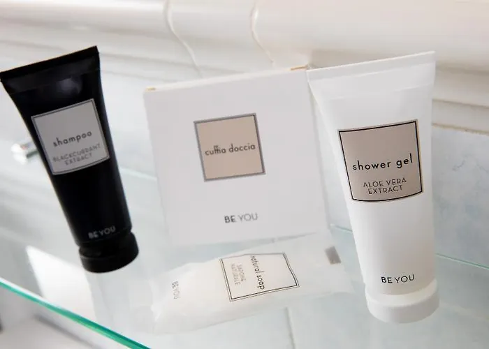 Hotel Lu' Porto Pino 4*